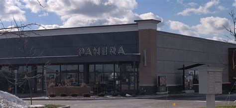 panera moon township.